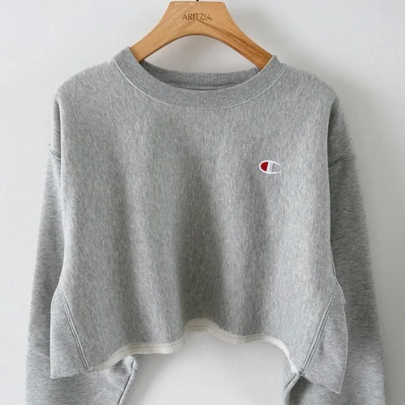Champion Reverse Weave Cropped Sweatshirt Gray Logo Pullover Small - Picture 3 of 14